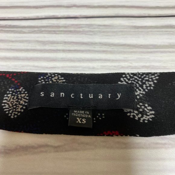 Sanctuary Double Layer V Neck Tank Black Paisley - Picture 7 of 12